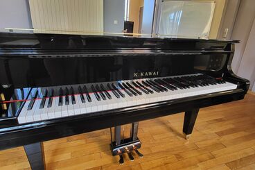 Un nouveau piano à queue pour l’école de musique